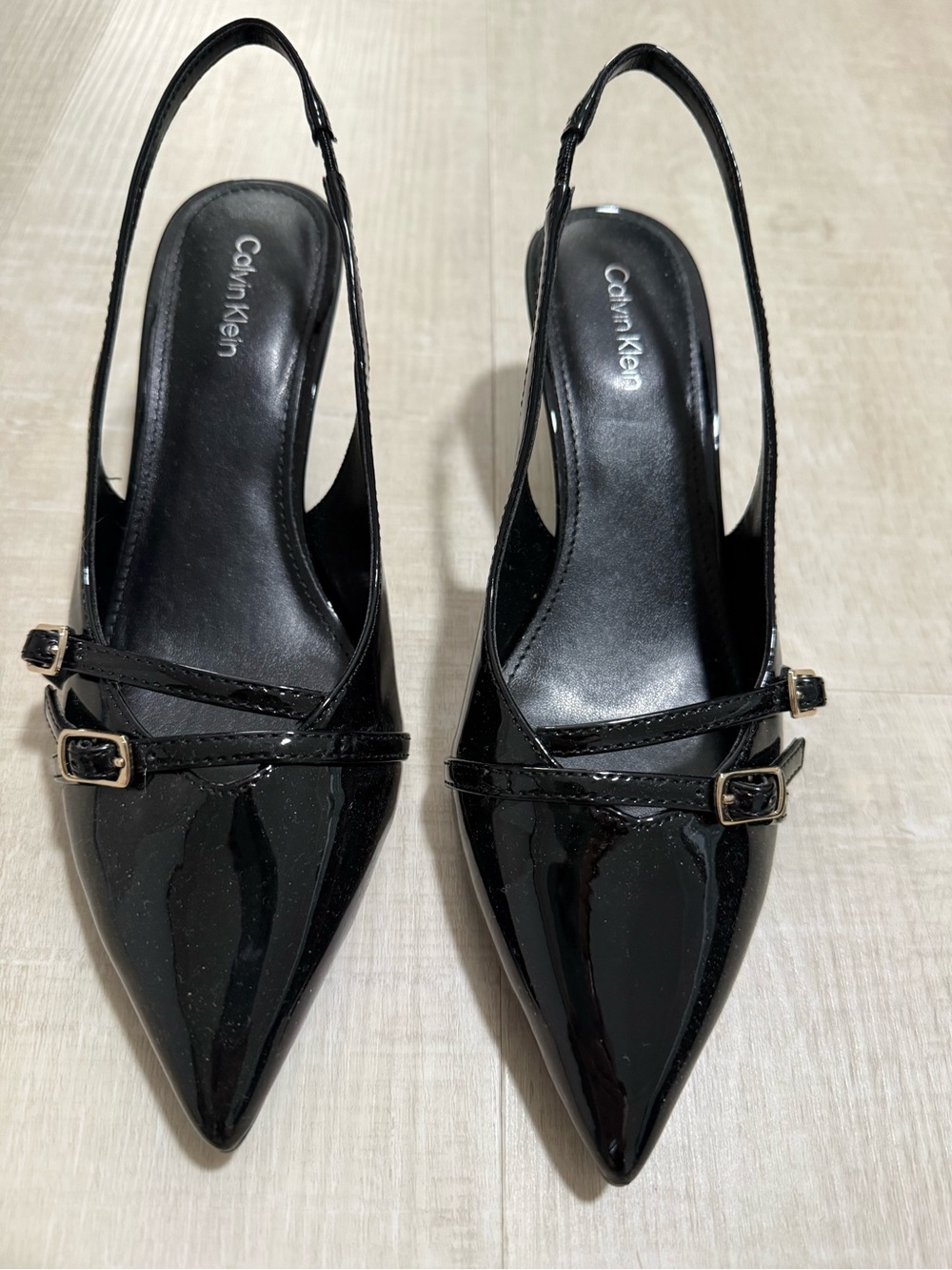 Calvin Klein Dazea Slingback Heels Black Patent Pointed Toe Kitten Heel Size 6.5